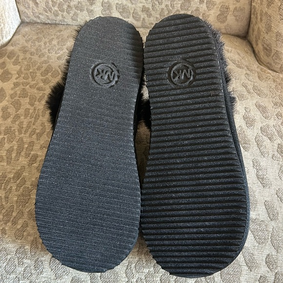 Michael Kors Janis Slippers in silver and black NIB - Picture 5 of 10